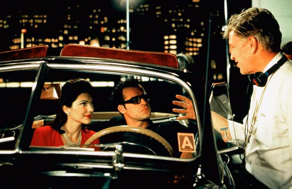 Laura Harring, Justin Theroux, Deivids Linčs, filmas "Mulholland Drive" filmēšana, 2001.