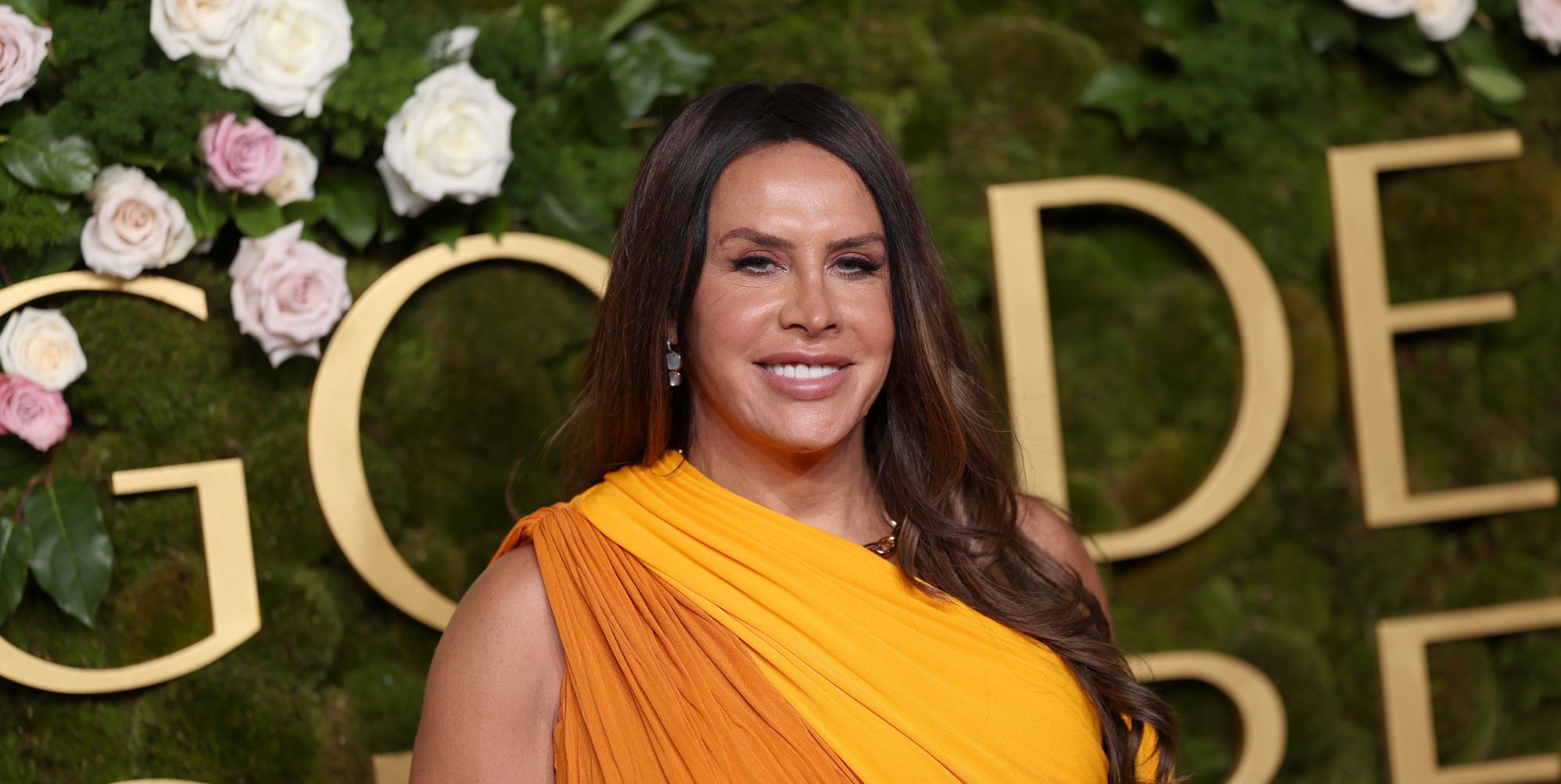 Karla Sofija Gaskona Zelta globusa balvu pasniegšanas ceremonijā 2025. gadā