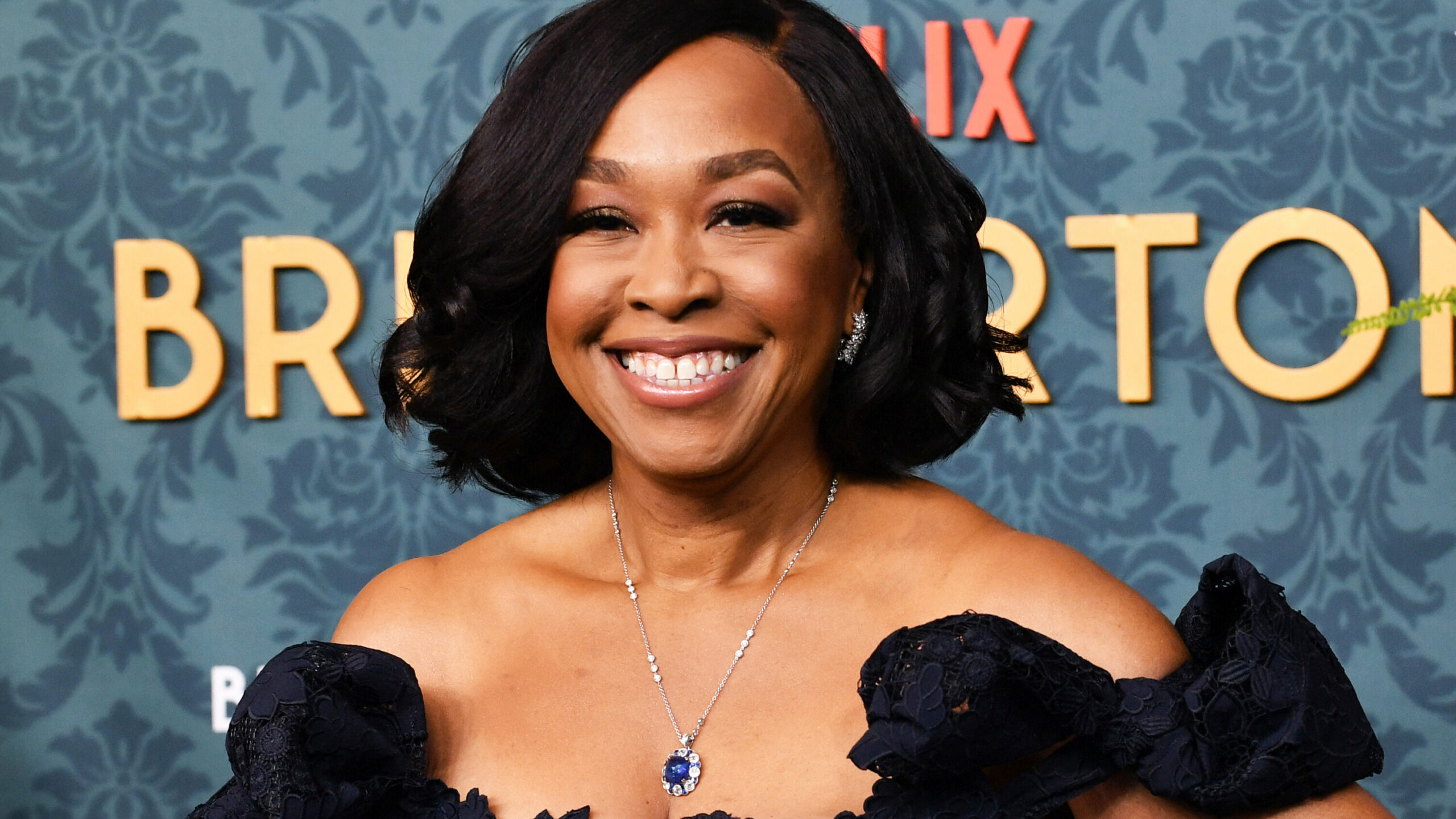 Šonda Raimsa "Bridžertoni" pirmizrādē.